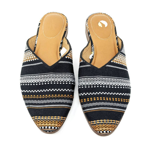 Universal Thread Womens 9.5 Lana Mules Tribal Black Gold White Stripe Shoes - Picture 2 of 7